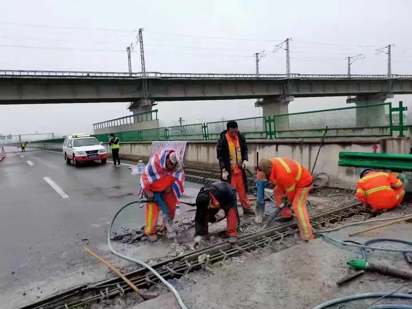 基隆市桥梁伸缩缝抢修料